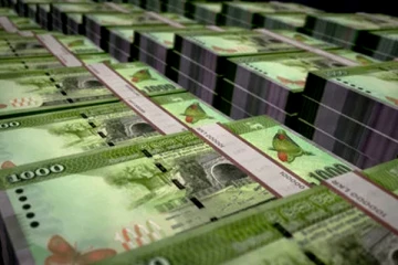 இரண்டு மூன்று மாதங்களில் மிக வேகமாக வீழ்ச்சியடையும் ரூபாவின் பெறுமதி..! வெளியாகியுள்ள தகவல்