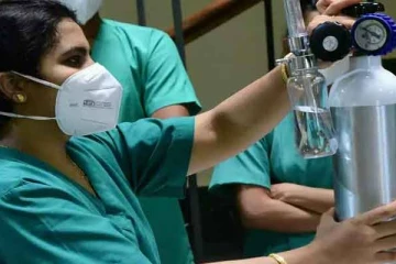 இந்தியாவிலிருந்து இலங்கைக்கு ஒக்சிஜன் சிலிண்டர் அனுப்பி வைப்பு