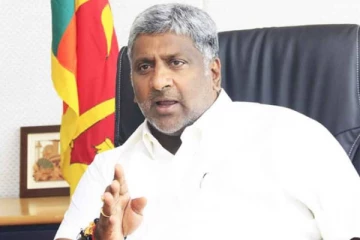 பிரசன்ன ரணதுங்க கையூட்டல் ஒழிப்பு ஆணைக்குழுவில் முன்னிலை