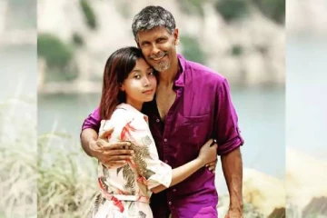 தன்னை விட 26 வயது குறைவான பெண்ணை மணந்த பிரபல தமிழ் திரைப்பட வில்லன் நடிகர்! விமர்சனத்துக்கு மனைவி தந்த பதிலடி