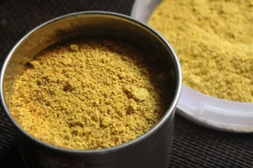 இனி தங்கப் பொடியை உடலில் தேய்த்து குளிக்கலாம்