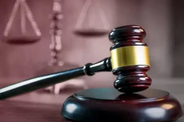 ஒன்மெக்ஸ் நிறுவனப் பணியாளர்கள் ஐவர் கைது