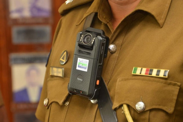 யாழில் நகை திருட்டில் சிக்கிய இளம் பெண்...! எடுக்கப்பட்ட அதிரடி நடவடிக்கை | Gold Jewellery Worth Rs 10 Crore Stolen Jaffna