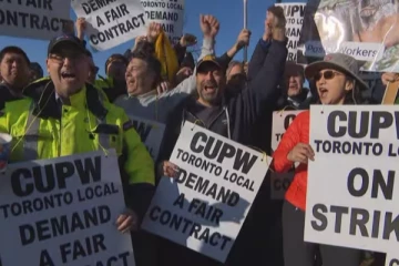 கனடாவில் கடவுச்சீட்டு பெற காத்திருப்போருக்கு கவலையான செய்தி!