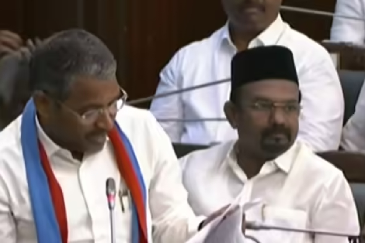 இனவழிப்பு நாளாக மே 18 ஐ அறிவியுங்கள் - சபையில் முதல்வர் விஜயிடம் பறந்த கோரிக்கை | Vkc Join In Tvk Govt Vanniyarasu Support Tvk Govt