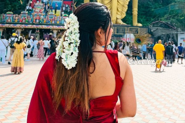 ஆடை பற்றி மோசமான விமர்சனம்.. சீரியல் நடிகை கிளாமர் வீடியோ வெளியிட்டு பதிலடி | Farina Azad Reply To Trolls About Glamour Dress ஆடை பற்றி மோசமான விமர்சனம்.. சீரியல் நடிகை கிளாமர் வீடியோ வெளியிட்டு பதிலடி | Farina Azad Reply To Trolls About Glamour Dress