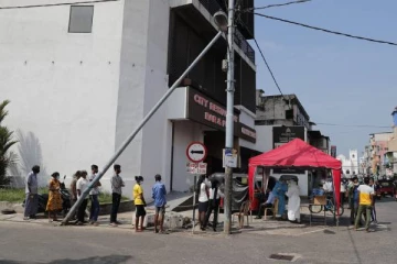 வடக்கில் தடுப்பூசி ஏற்றுக்கொள்ளாமல் சுற்றித் திரியும் ஒரு லட்சம் பேர்!