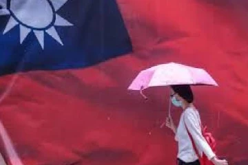 சீனாவிற்கு ஆதரித்த தாய்வான் பெண்ணை நாட்டை விட்டு வெளியேற உத்தரவு