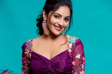 நடிகை அதுல்யாவின் கியூட் புகைப்படங்கள்