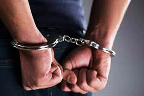 சிவனொளிபாதமலையில் திடீர் சோதனை : 9 பேர் கைது - ஐபிசி தமிழ்