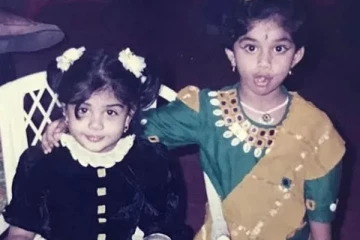 இந்த போட்டோவில் இருக்கும் இரண்டு முன்னணி நடிகைகள் யார் தெரியுமா? தெரிஞ்சா ஷாக் ஆகிடுவீங்க