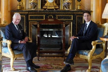 கனடாவை அமெரிக்காவுடன் இணைக்கப்போவதாக அச்சுறுத்தும் ட்ரம்ப்: மன்னர் சார்லசை சந்தித்த ட்ரூடோ