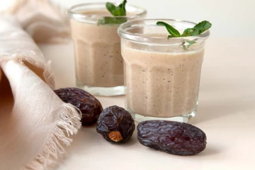 மலச்சிக்கலுக்கு சிறந்த தீர்வைக் கொடுக்கும் பேரீச்சம்பழ மில்க் ஷேக்!