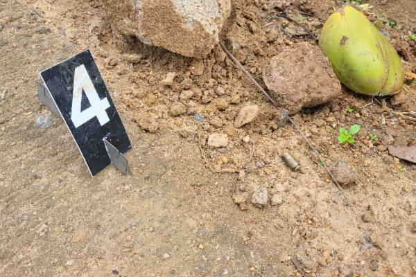 கிளிநொச்சியில் பரபரப்பு; மணல் கடத்தல்காரர் மீது துப்பாகிச்சூடு | A Sand Smuggler Was Shot At In Kilinochchi