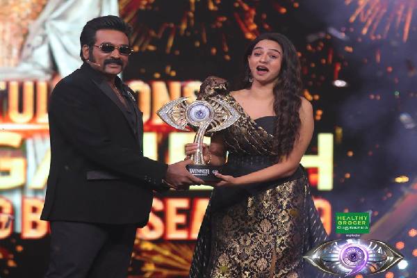 பிக்பாஸ் 9 வின்னர் திவ்யாவின் Ex காதலன் இந்த வில்லன் நடிகரா? வைரலாகும் தகவல் | Bigg Boss Tamil 9 Title Winner Divya Ganesh Ex