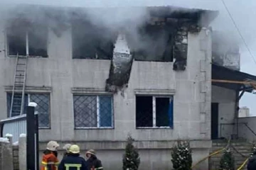 தனியார் மருத்துவமனை ஒன்றில் ஏற்பட்ட தீ விபத்தில் 15 பேர் பலி!மீட்க இரு வாரங்களுக்கு மேல் ஆகலாம்:இப்படிக்கு உலகம்