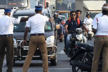 இனி வாகனத்தின் நிறத்தை மாற்றினால் அபராதம்..போக்குவரத்து புது ரூல்ஸ்!