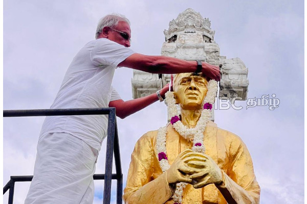 யாழில் தந்தை செல்வாவிற்கு மரியாதை செலுத்திய தமிழரசுக் கட்சி | Itak Pays Tribute To Thanthai Selva In Jaffna யாழில் தந்தை செல்வாவிற்கு மரியாதை செலுத்திய தமிழரசுக் கட்சி | Itak Pays Tribute To Thanthai Selva In Jaffna