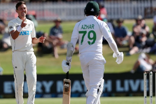தடுமாறும் பாகிஸ்தான் - வெற்றி இலக்காக 319 ஓட்டங்கள் | Pakistan Vs New Zealand 2Nd Test Cricket Score