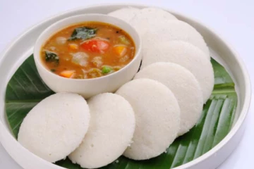 உடல் எடையைக் குறைக்கும் இட்லி - சாம்பார்! காலை நேர உணவாக கட்டாயம் எடுத்துக்கோங்க