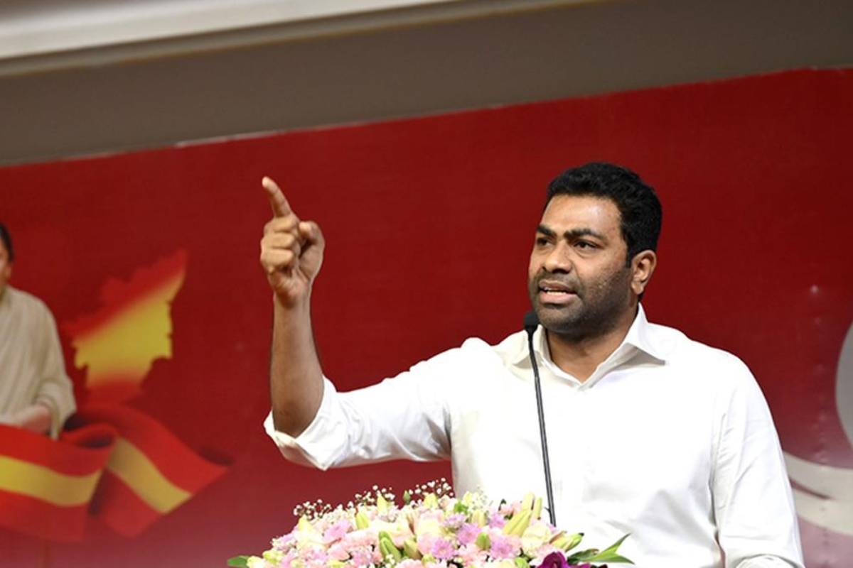 இணையத்தில் கசிந்த ஜனநாயகன்; இவர்கள் இருவருமே காரணம் - ஆதவ் அர்ஜுனா குற்றச்சாட்டு | Aadhav Arjuna About Jananayagan Movie Leak