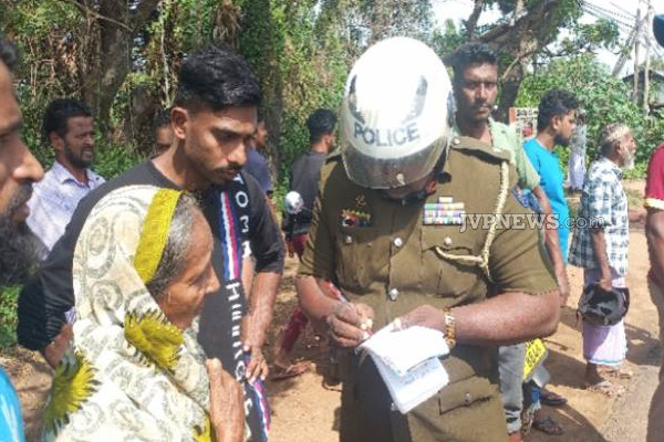 புத்தளத்தில் சோகத்தை ஏற்படுத்திய சம்பவம்: பரிதாபமாக உயிரிழந்த பெண் | Woman Died After Being Hit By A Bus In Puttalam
