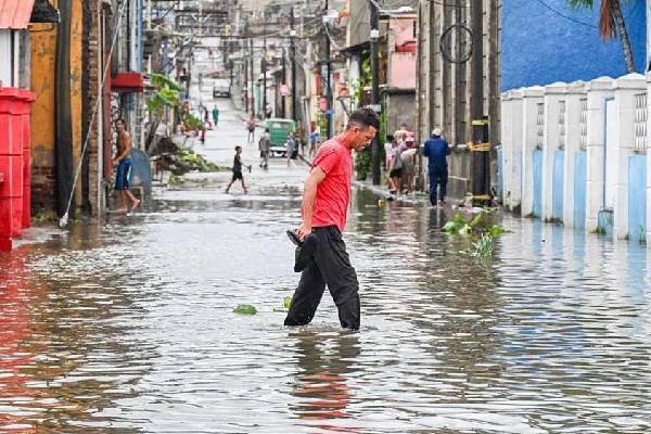 டசின் கணக்கானோர் மரணம்... மெலிசா புயலால் பேரழிவுப் பிரதேசமான தீவு நாடு | Hurricane Melissa Total Devastation