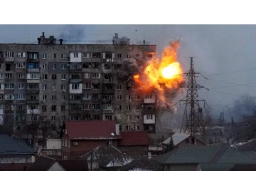 உக்ரைன் மீது ரஷ்யா மீண்டும் ஏவுகணை தாக்குதல் - 34 பேர் படுகாயம், வீடுகள் சேதம்!