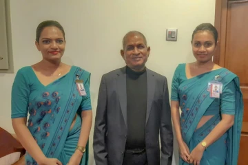 ஸ்ரீலங்கன் எயார்லைன்ஸ் விமானத்தில் இளையராஜா!