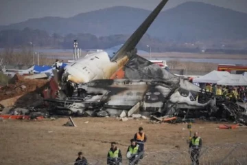 தென்கொரிய விமான விபத்து தொடர்பில் நிபுணர்கள் கூறும் அதிர்ச்சி காரணம்