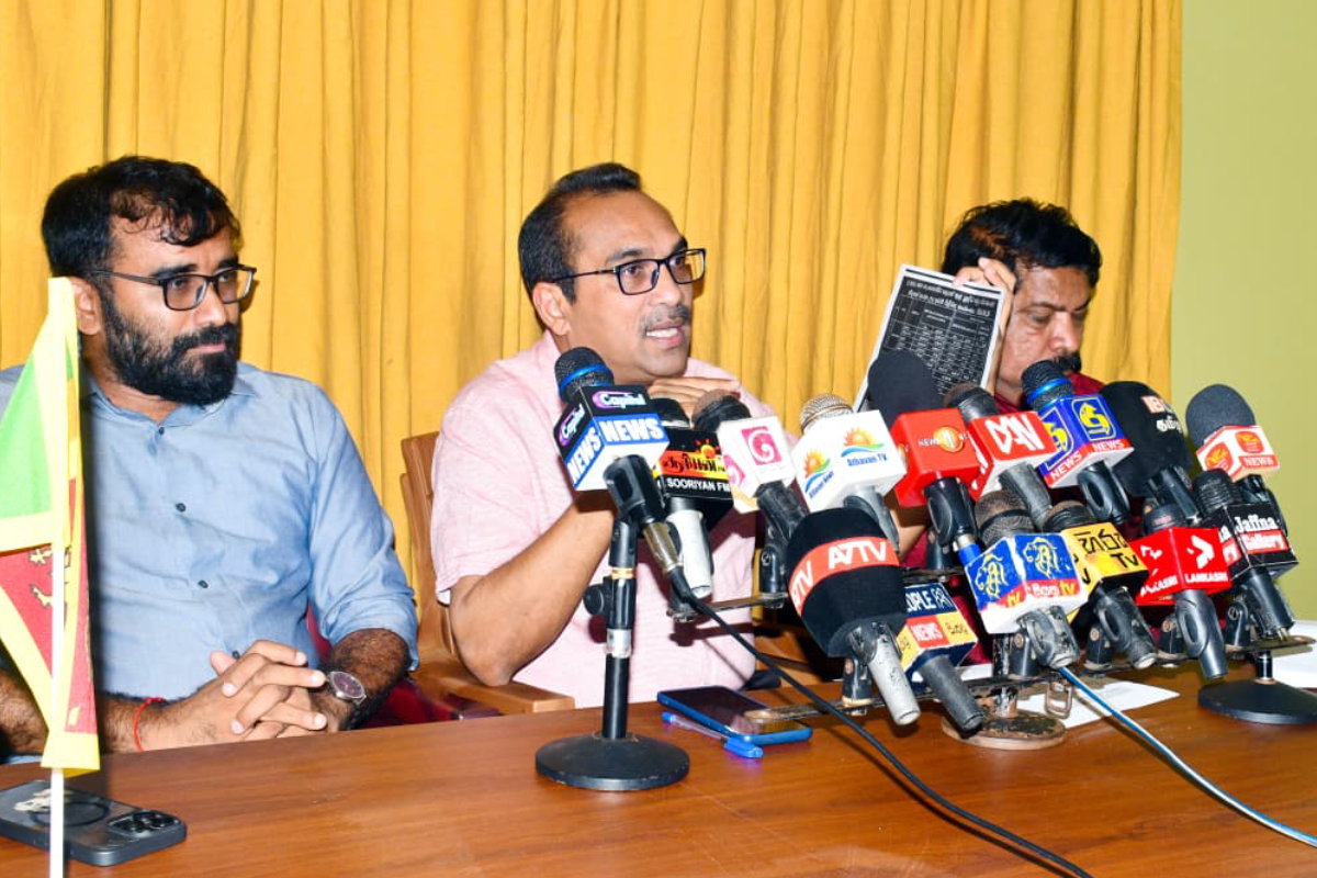எந்த அபிவிருத்தியை எங்கு மேற்கொள்ள வேண்டும் என்பது தொடர்பில் அரசாங்கமே முடிவு செய்யும்! அமைச்சர் பிமல் தெரிவிப்பு | Minister Wimal Ratnayake Statement எந்த அபிவிருத்தியை எங்கு மேற்கொள்ள வேண்டும் என்பது தொடர்பில் அரசாங்கமே முடிவு செய்யும்! அமைச்சர் பிமல் தெரிவிப்பு | Minister Wimal Ratnayake Statement