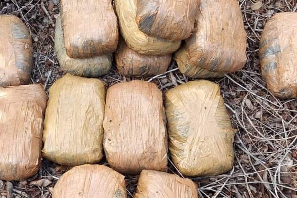 703 மில்லியன் ரூபாவுக்கும் அதிகமான மதிப்புள்ள போதைப்பொருள் பறிமுதல் | Drug Seizure 703 Million Rupees 703 மில்லியன் ரூபாவுக்கும் அதிகமான மதிப்புள்ள போதைப்பொருள் பறிமுதல் | Drug Seizure 703 Million Rupees