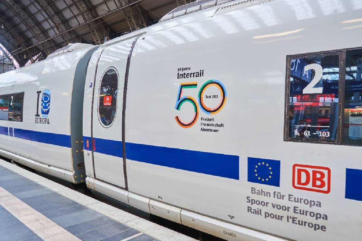 இணையத்தில் தகவல்கள்... ஐரோப்பாவில் ரயில் பயணிகளின் கடவுச்சீட்டுகளை ரத்து செய்ய கோரிக்கை | Travellers Told Cancel Passports