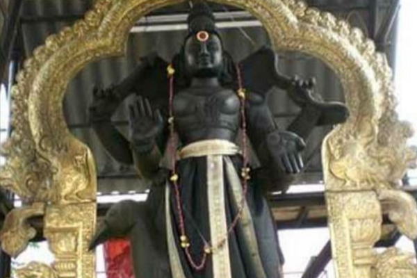 சனி பகவானின் அருளை பெற இந்த ஒரு விஷயம் செய்தால் போதுமாம் | Sani Bagavan Saneeswara Ashtakam In Tamil
