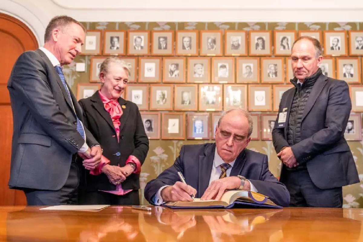 மெமோரியல் அமைப்பை முடக்க ரஷ்யா முயற்சி ; நோபல் குழு கடும் கண்டனம் | Nobel Committee Strongly Condemns Russia S Attempt