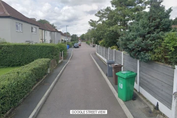 மான்செஸ்டரில் 14 வயது சிறுவன் கத்திக்குத்து: இரு சிறுவர்கள் கொலை வழக்கில் கைது