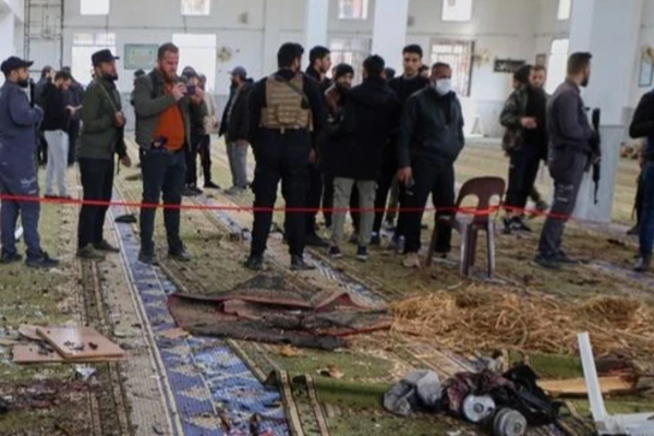 சிரியாவில் தொழுகையின் போது நடந்த குண்டுவெடிப்பில் 8 பேர் பலி | Bomb Blast During Prayer In Syria 8 Killed