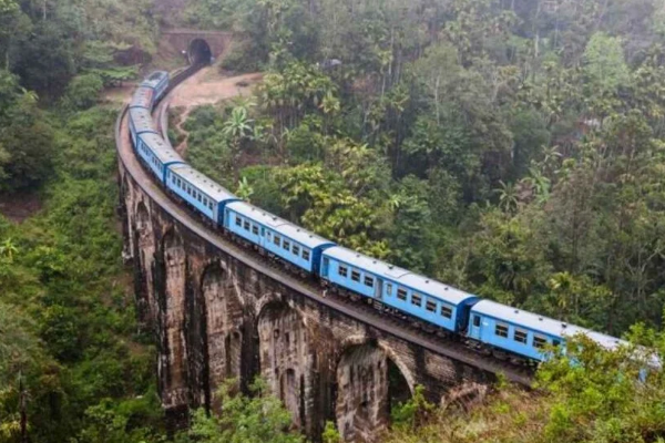 எல்ல வீக்கெண்ட் எக்ஸ்பிரஸ் சேவை அறிமுகம் | Ella Weekend Express Train Launch