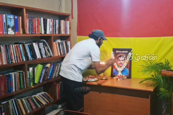 தமிழீழ மண்ணின் விடுதலைக்காக தன் உயிரை தியாகம் செய்த முத்துக்குமாரின் நினைவேந்தல் | Muthukumar S Memory தமிழீழ மண்ணின் விடுதலைக்காக தன் உயிரை தியாகம் செய்த முத்துக்குமாரின் நினைவேந்தல் | Muthukumar S Memory