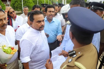 මේ වෙලාවේ වරෙන්තු නිකුත් කරන්න බෑ - රටම බලන් සිටි අධිකරණ නියෝගය