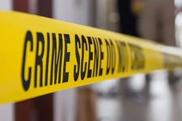 மனைவி கொடூர கொலை ; பொலிஸாரிடம் கணவன் செய்த செயல்