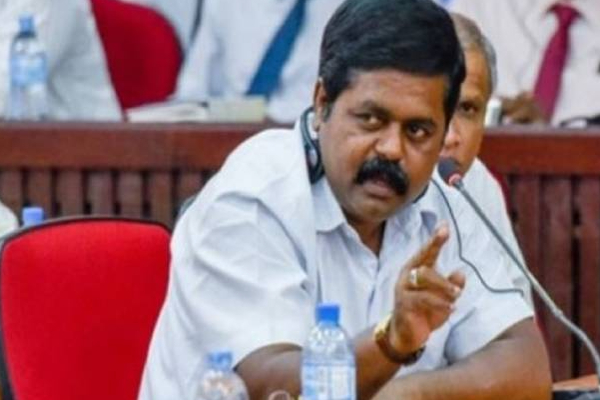 யாழ் மாநகர முதல்வர் போட்டியிலிருந்து மணிவண்ணன் அணி ஒதுங்க இதுதான் காரணமா? | Jaffna Municipal Council Manivannan S Shritharan