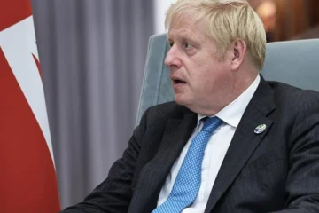 பிரதமர் போரிஸ் ஜோன்சனை பதவி விலகுமாறு கோரிக்கை