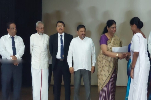 யாழில் இன்று 350 பேருக்கு நியமனம் ; வழங்கி வைத்தார் ஆளுநர் | Appointment Of 350 People Today In Jaffna