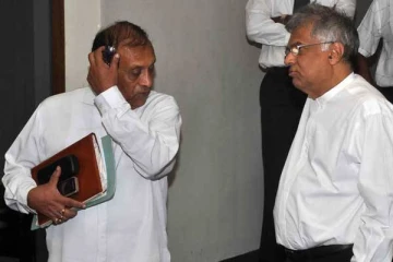 பிரதமர் ரணிலின் அழைப்பை ஏற்ற முன்னாள் சபாநாயகர்