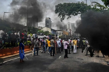 கொழும்பு வன்முறை - உயிரிழந்தவர்களின் எண்ணிக்கை 10 ஆக உயர்வு