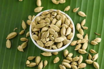 தினமும் ஒரு ஏலக்காய் சாப்பிடுவதால் இத்தனை நன்மையா? இரத்த சர்க்கரை முதல் செரிமானம் வரை