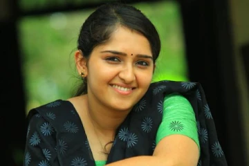 ரேணிகுண்டா பட புகழ் நடிகை சனுஷாவா இது?- செம குண்டாகி ஆள் அடையாளமே தெரியலையே?