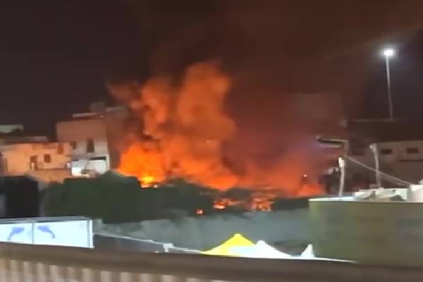 அமீரக ஆதரவு படைகள் மீது யேமனில் சவூதி தாக்குதல் | Saudi Attack On Uae Backed Forces In Yemen