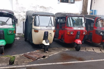 முச்சக்கர வண்டிகளை கொள்ளையிட்ட பெண் உட்பட மூவர் கைது